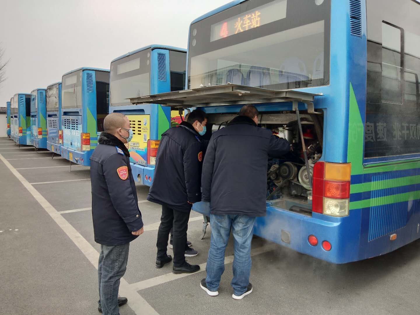 公交集團公交事業(yè)一部全面排查安全隱患筑牢安全生產(chǎn)防線(xiàn)